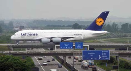 Flughafen Leipzig / Halle - Verkehrs- und Logistikdrehkreuz in Mitteldeutschland